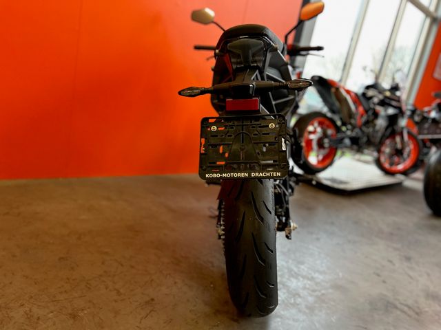 ktm - 390-duke-abs
