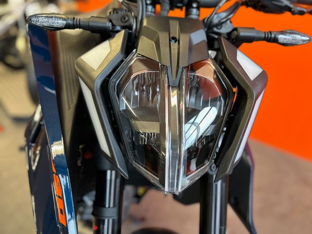 ktm - 390-duke-abs