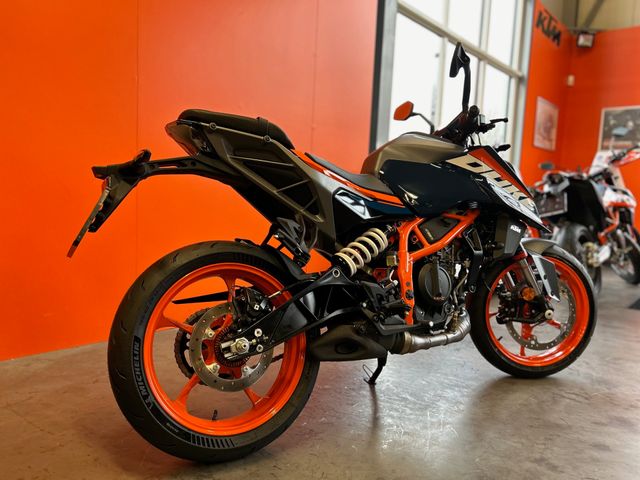ktm - 390-duke-abs