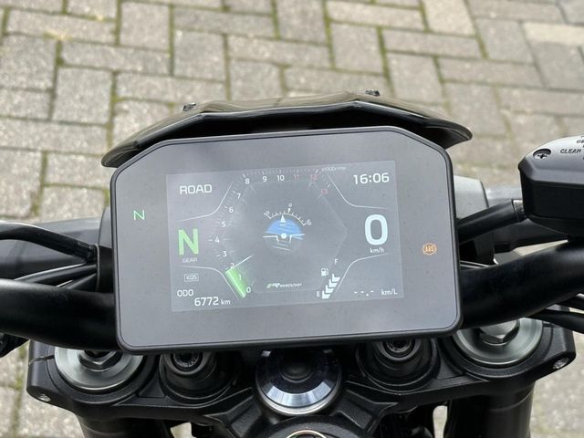 kawasaki - z900-performance