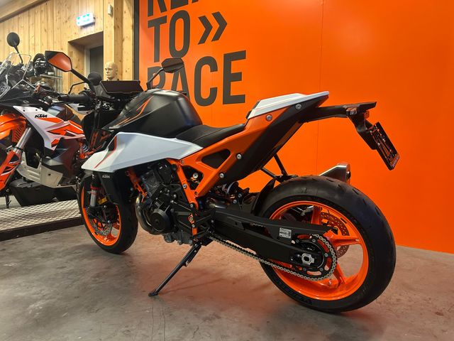 ktm - 990-duke-r