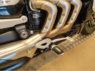 TRIUMPH ROCKET 3 R – foto 4