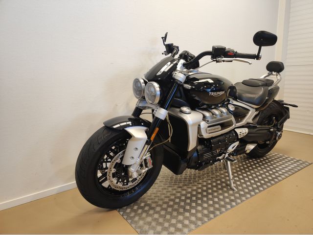 triumph - rocket-3-r