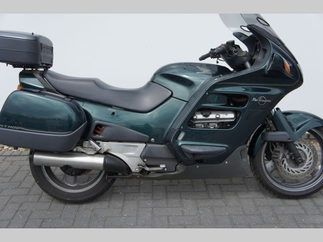 honda - st-1100-pan-european