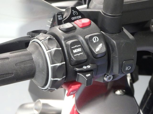 bmw - r-1250-gs-adventure