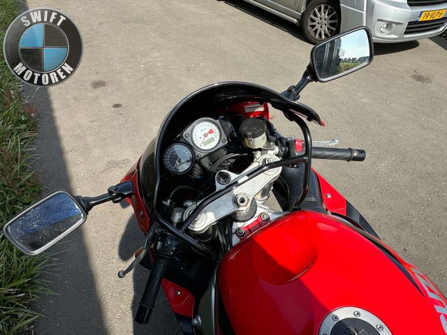 suzuki - gsx-r-750