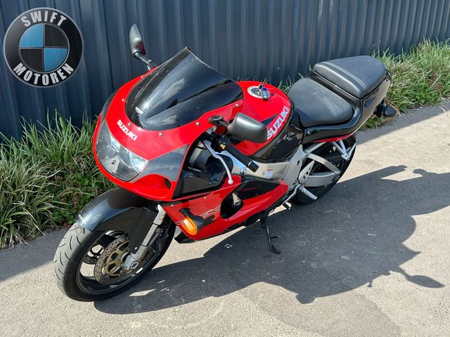 suzuki - gsx-r-750