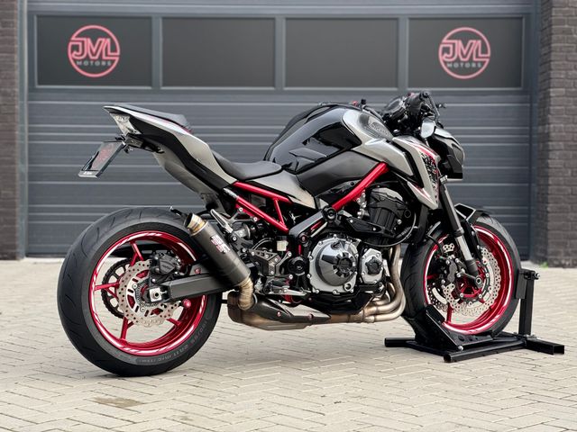 kawasaki - z900