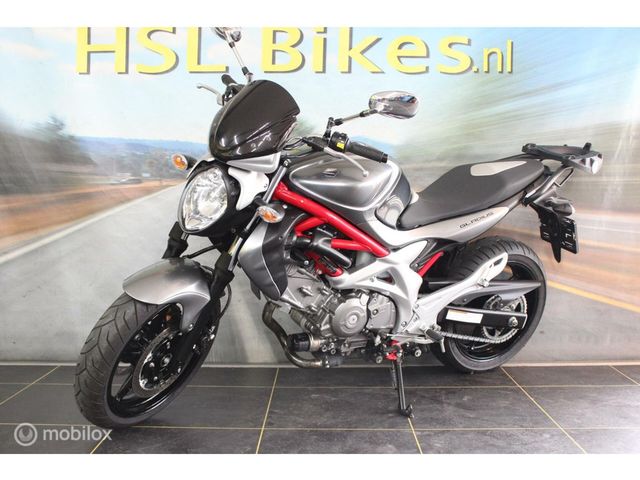 suzuki - gladius