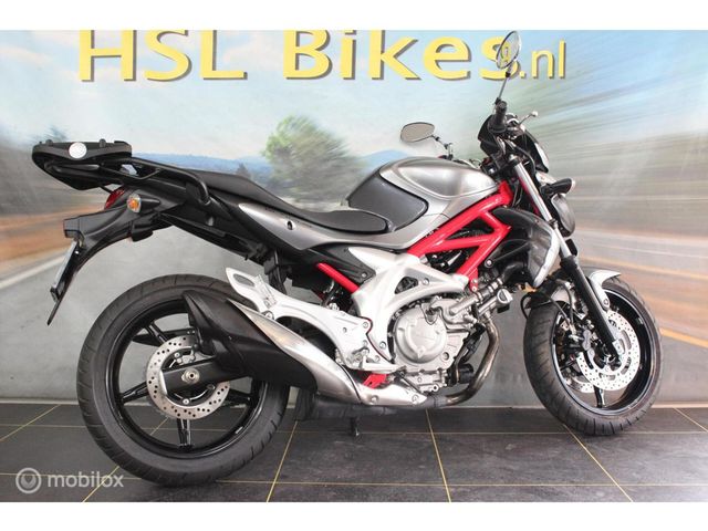 suzuki - gladius
