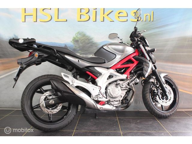 suzuki - gladius