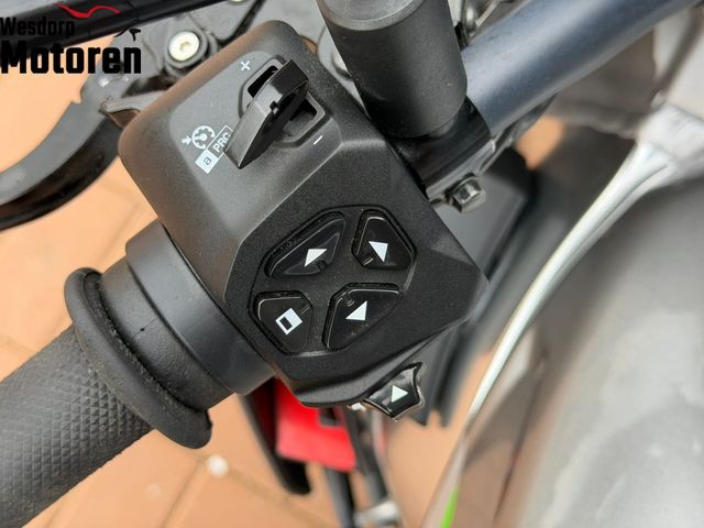 aprilia - tuono-v4-1100