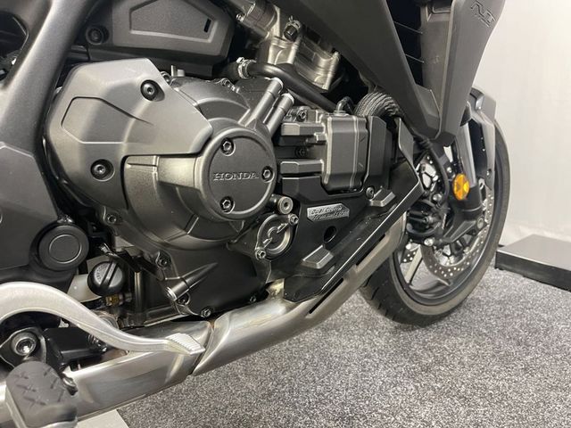 honda - nt-1100-dct