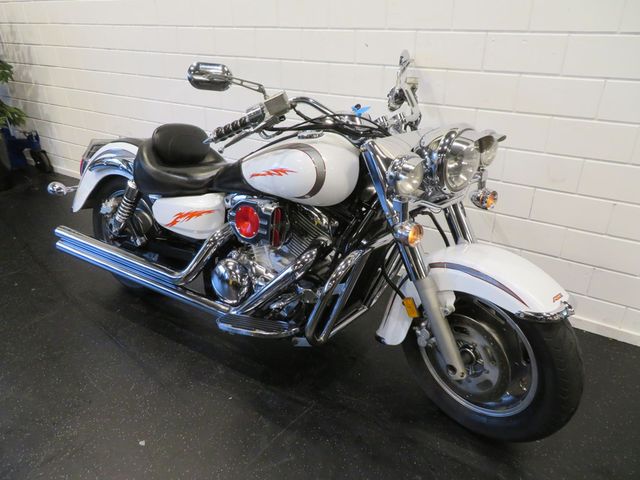 kawasaki - vn-1600-classic