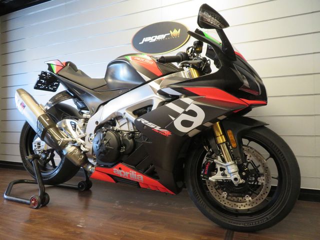 aprilia - rsv-4-factory-aprc