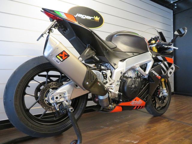 aprilia - rsv-4-factory-aprc