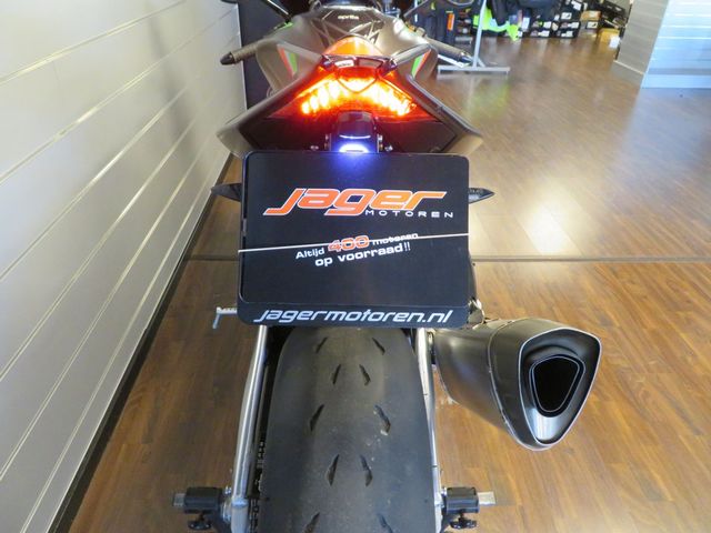 aprilia - rsv-4-factory-aprc