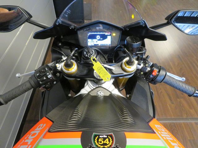 aprilia - rsv-4-factory-aprc