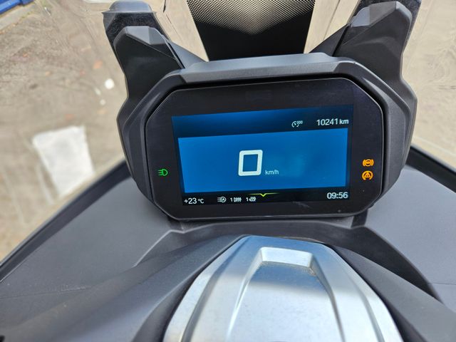 bmw - c-400-gt