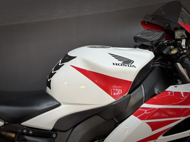 honda - cbr-1000-rr-fireblade