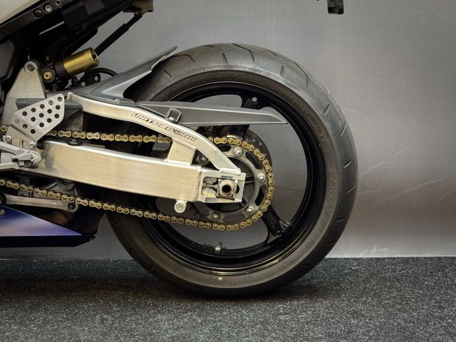 honda - cbr-1000-rr-fireblade