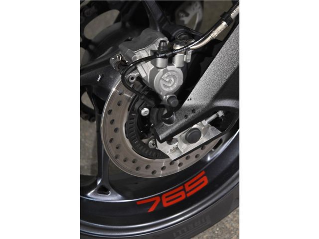 triumph - street-triple-rs