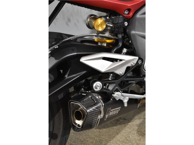 triumph - street-triple-rs