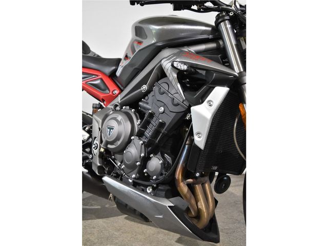 triumph - street-triple-rs