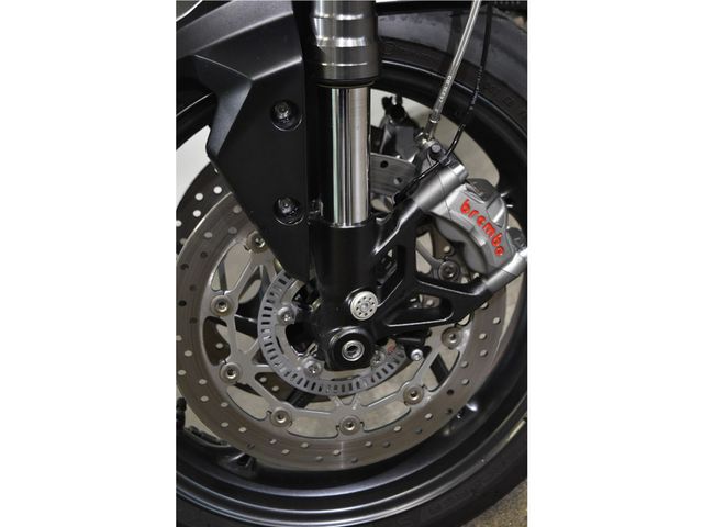 triumph - street-triple-rs