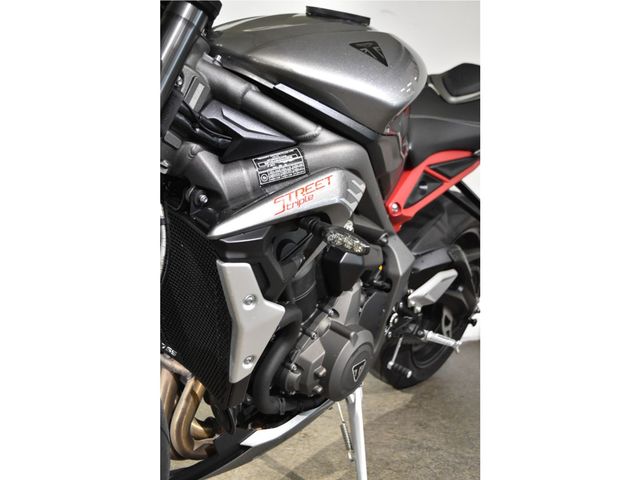 triumph - street-triple-rs