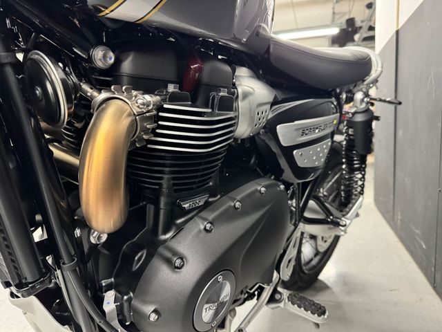 triumph - scrambler-1200-xe