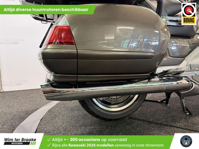 honda - gl-1800-goldwing