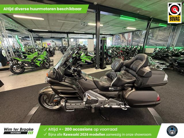 honda - gl-1800-goldwing