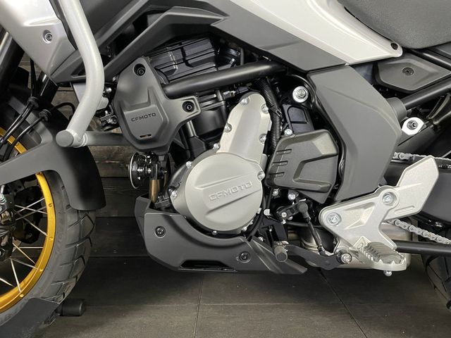 cfmoto - 700-mt-adventure