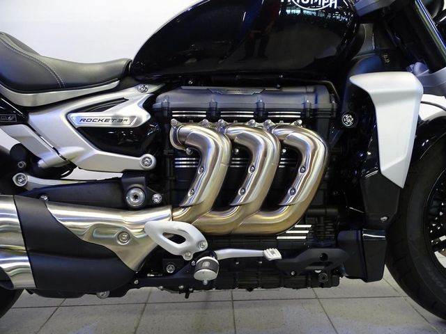 triumph - rocket-iii-r