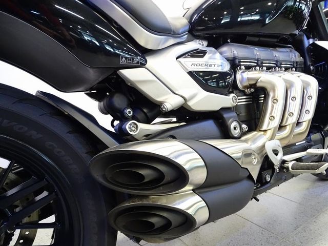 triumph - rocket-iii-r