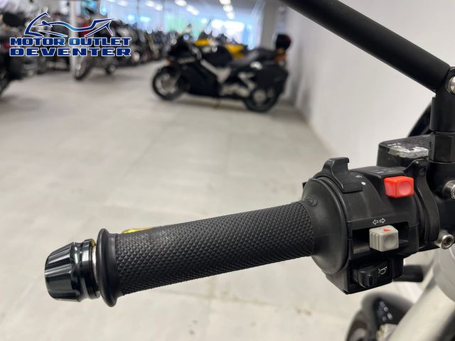 ducati - monster-620-dark-sd