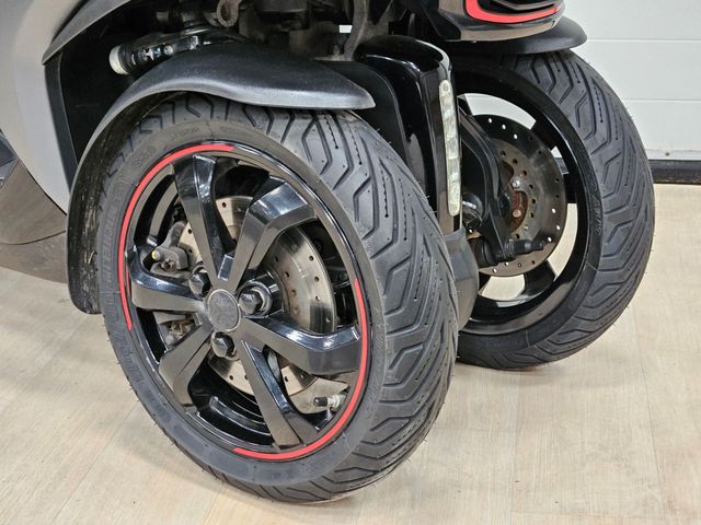 peugeot - metropolis-rs