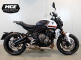 TRIUMPH TRIDENT 660