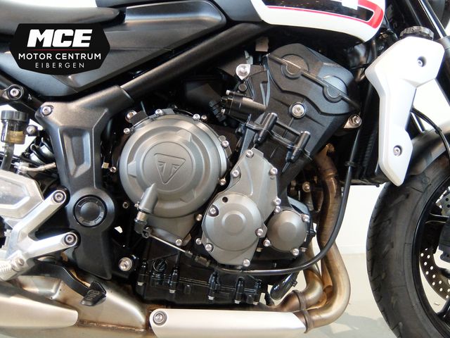 triumph - trident-660