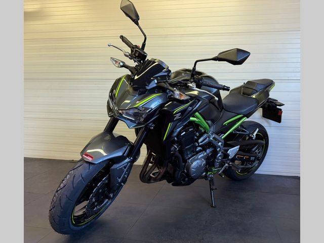 kawasaki - z900