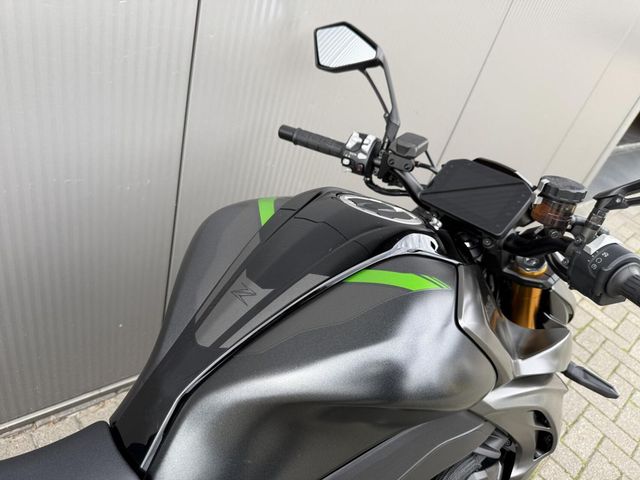 kawasaki - z1100-se