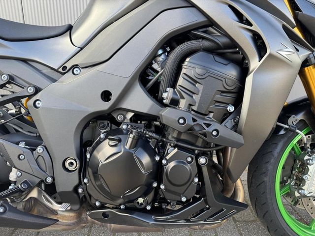 kawasaki - z1100-se