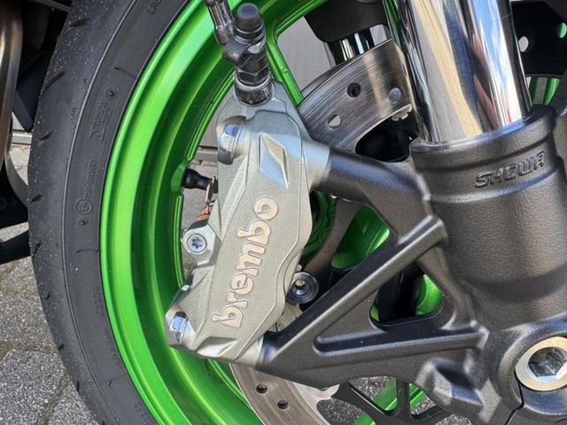 kawasaki - z1100-se