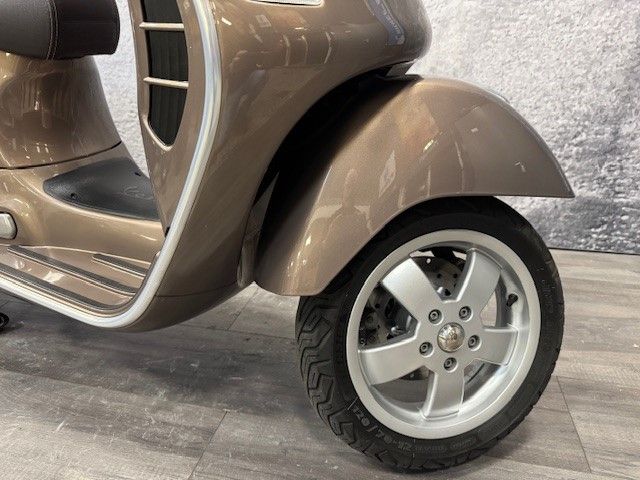 vespa - gts-300-touring