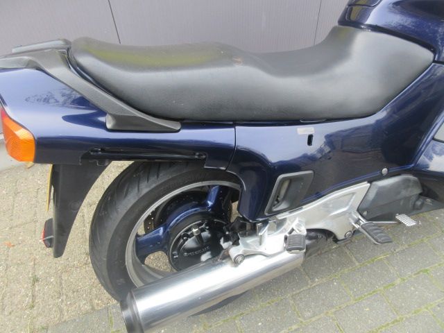 honda - st-1100-pan-european