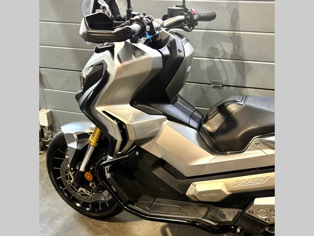 honda - x-adv
