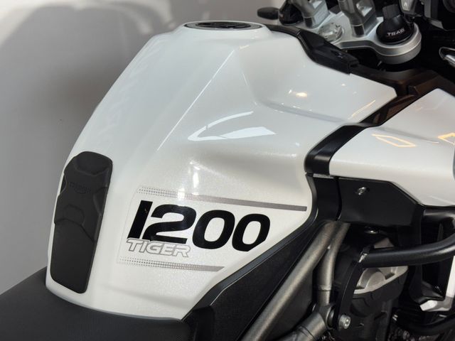 triumph - tiger-explorer-xca