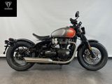 TRIUMPH BONNEVILLE BOBBER