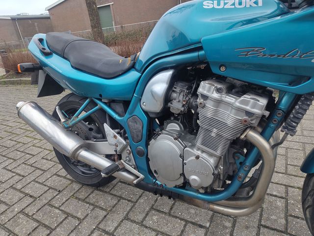 suzuki - gsf-600-s-bandit